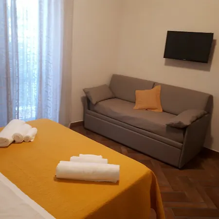 Guest house To Fly 2*